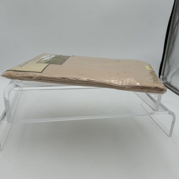 NOS ELRENE HOME FASHIONS 100% POLYESTER MARIGOLD 70" ROUND TABLECLOTH - Picture 6 of 8